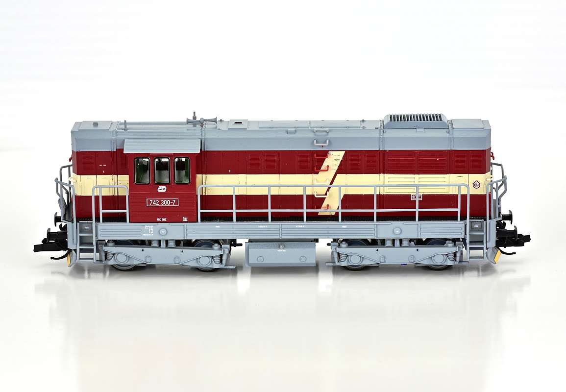 742.300-7  ČD DCC-S