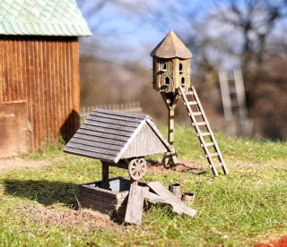 Model Scene Venkovská studna a holubník TT